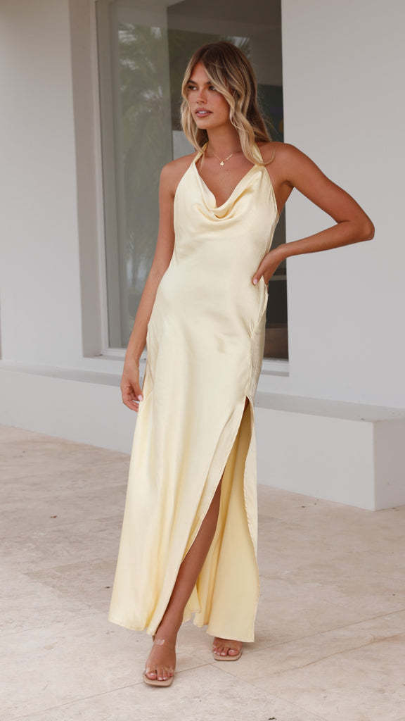 Damen elegantes Maxikleid mit fließendem Satin-Ausschnitt und hohem Schlitz W&W Mode