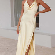Damen elegantes Maxikleid mit fließendem Satin-Ausschnitt und hohem Schlitz WW
