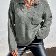 Damen Sportlicher Pullover mit modernem V-Ausschnitt und praktischer Brusttasche WW