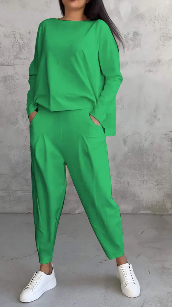 WW | Einfarbiges Slim-Fit Hosenanzug mit Rundhalsausschnitt