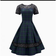 Damen Abendkleid mit Spitzenapplikationen und schwingendem Rock WW