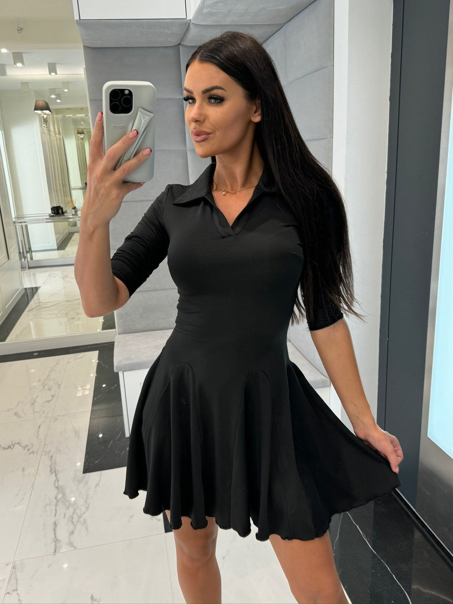 Damen Sportliches Kleid mit Polokragen und schwingendem Rock WW