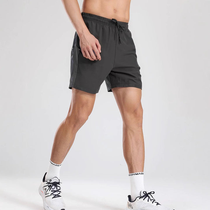 Herren sportliche Shorts mit elastischem Bund und praktischen Seitentaschen W&W Mode