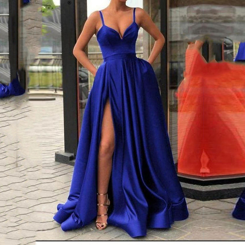 WW | Figurformendes einfarbiges Spaghettiträger-Train-Abend-Satin-Kleid