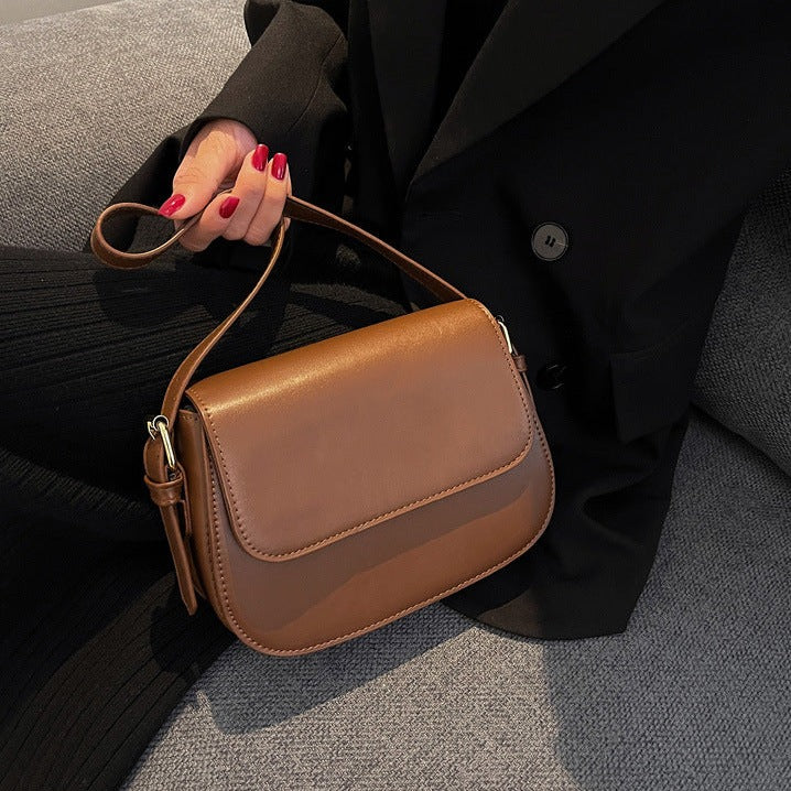 WW | Elegante handgefertigte Lederhandtasche