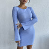 Blaues langes Pulloverkleid