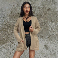 Damen Strickjacke mit großen Taschen und lässigem Schnitt WW
