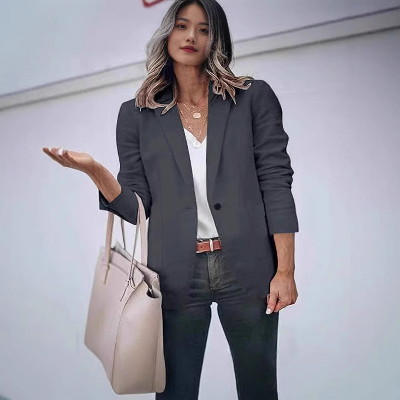 Damen eleganter Blazer mit schmalem Schnitt und feinen Details WW