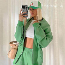 Damen bequemer Oversized Sweatjacke mit hohem Kragen und passenden Jogginghosen WW