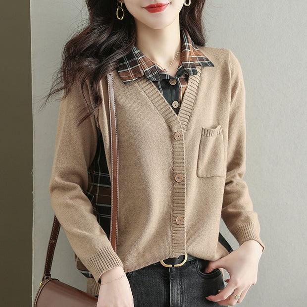 Damen Strickjacke mit V-Ausschnitt und praktischer Brusttasche WW