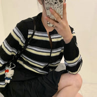 Damen sportliche Strickjacke mit modischem Streifenmuster und verspielten Knöpfen WW