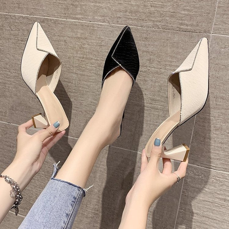 Damen elegante Mules mit spitzem Zehenbereich und schickem Glanz W&W