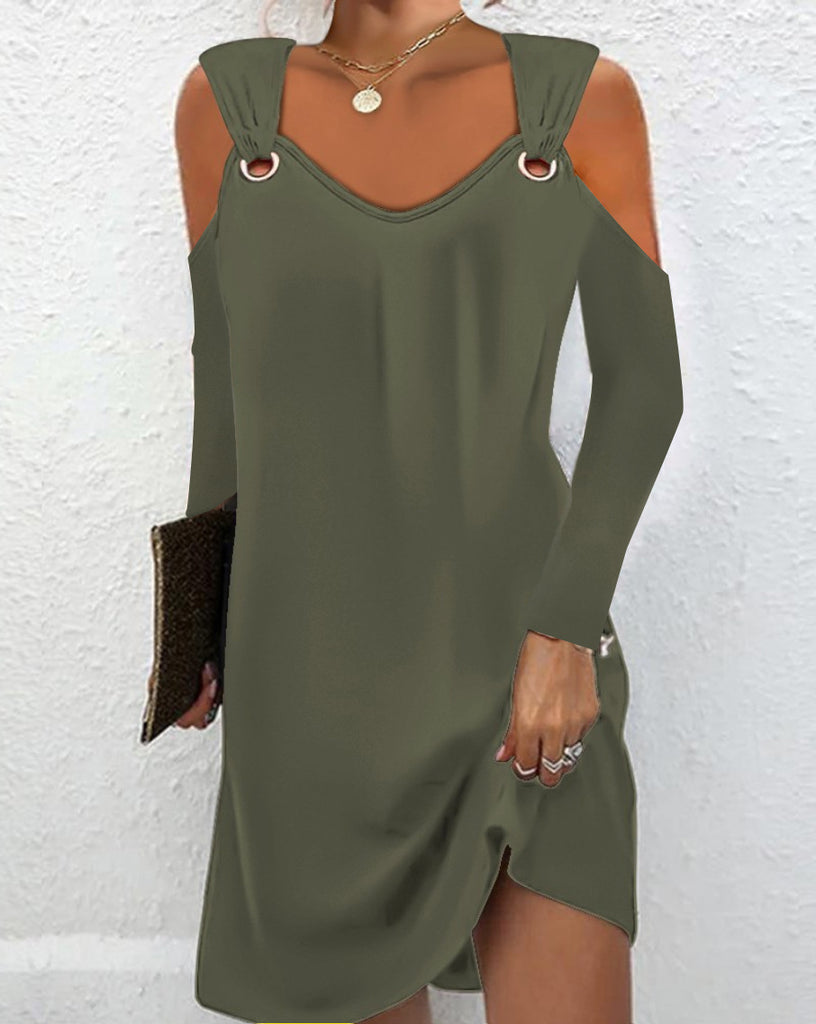Damen elegantes Kleid mit kaltem Schulterdesign und dekorativen Ringen WW