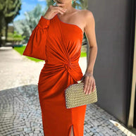 WW | Maxikleid aus Satin mit Einer Schulte