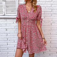 Damen Blusenkleid mit floralen Mustern und verspielten Rüschen WW