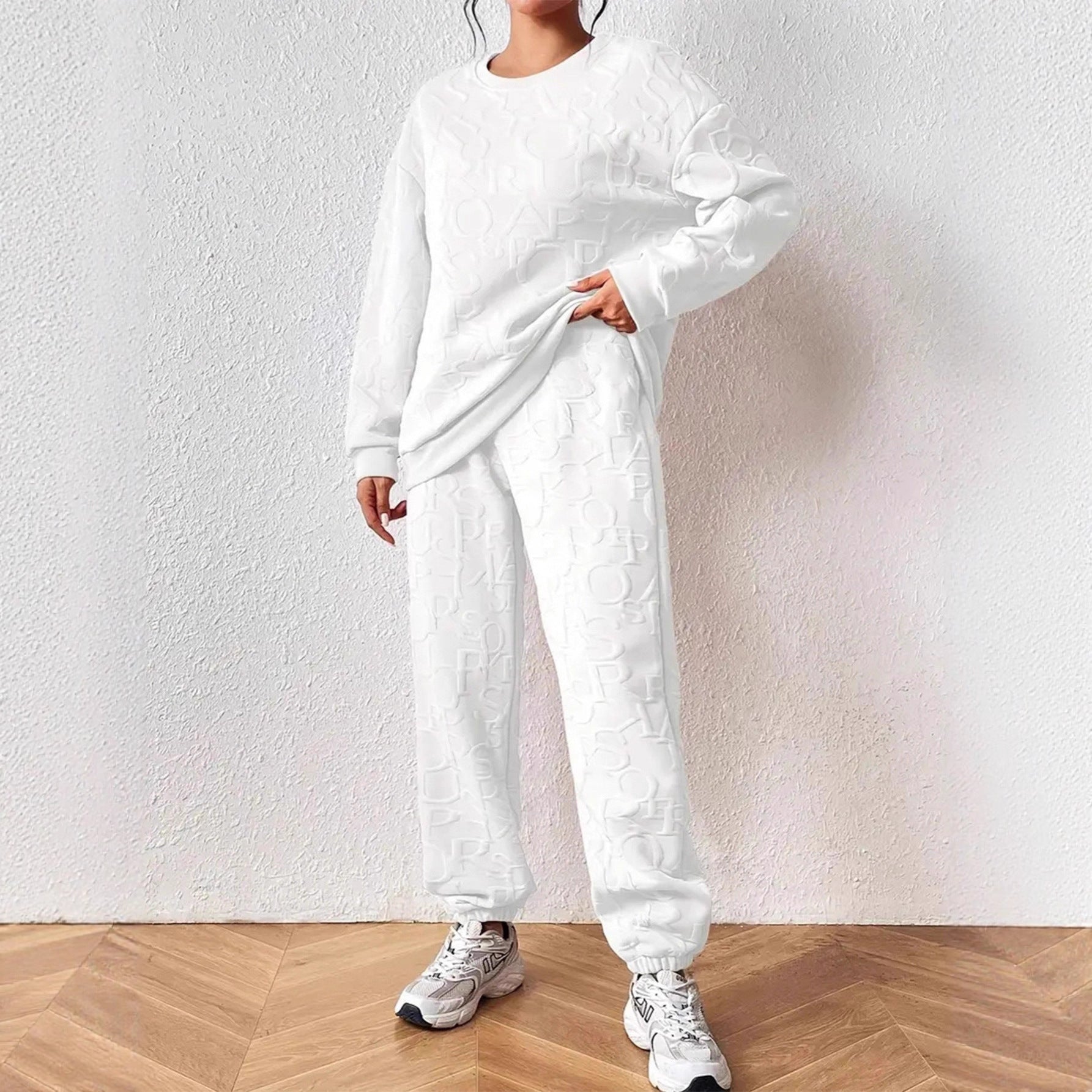 Damen Set aus hochwertigem Sweatshirt und Jogginghose WW