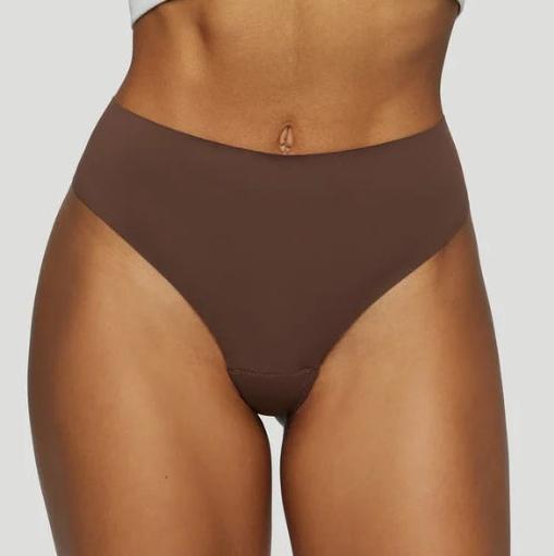 WW | Unsichtbares Kamelzeh String Set Von 4