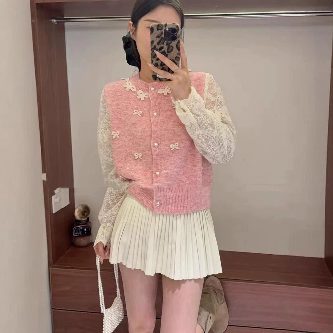 Damen Strickjacke mit eleganten Spitzen- und Schleifendetails WW