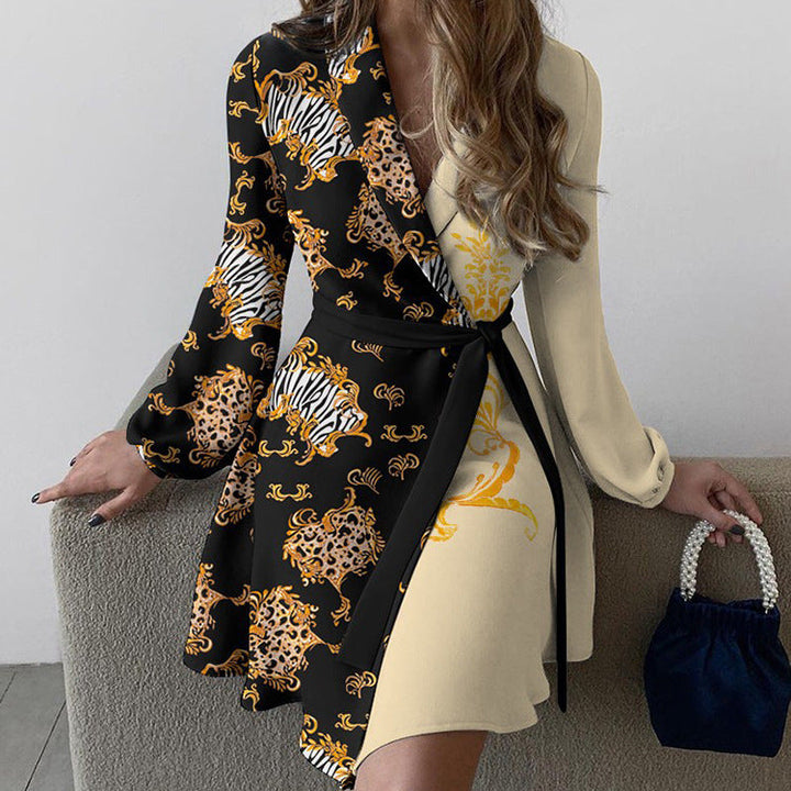 Damen Wickelkleid mit auffälligem Muster und eleganter Taillierung W&W Mode