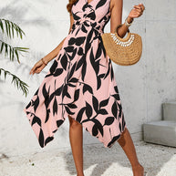 Damen asymmetrisches Kleid mit botanischem Druck W&W