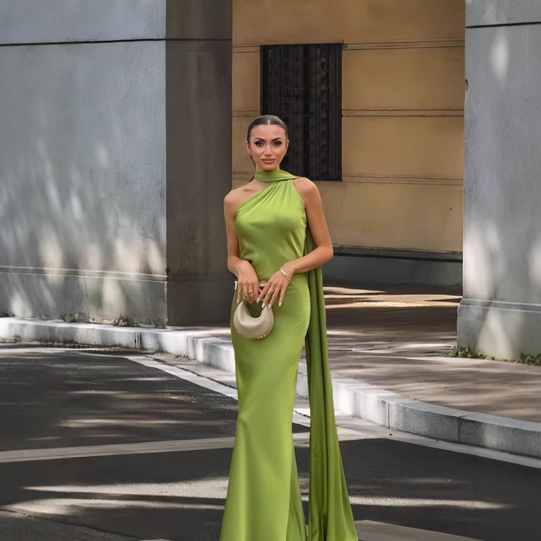 Damen Abendkleid mit asymmetrischem Schnitt und elegantem Stehkragen WW