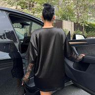 Damen Streetstyle Oversized T-Shirt mit Lace-Ärmeln WW