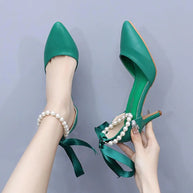 WW | Elegante Schuhe mit Perlen und Schnalle