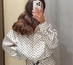 Damen Polka-Dot Blusen- und Shorts-Set mit oversized Schnitt und hochgeschlossenem Kragen WW