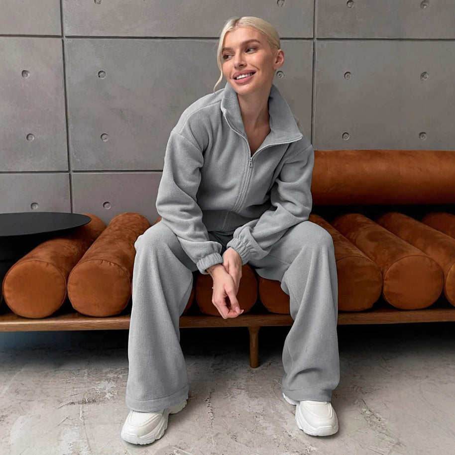 Damen bequemer Fleece-Jogginganzug mit hochschließendem Reißverschluss und weitem Schnitt WW