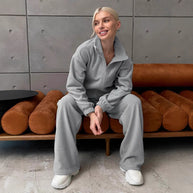 Damen bequemer Fleece-Jogginganzug mit hochschließendem Reißverschluss und weitem Schnitt WW