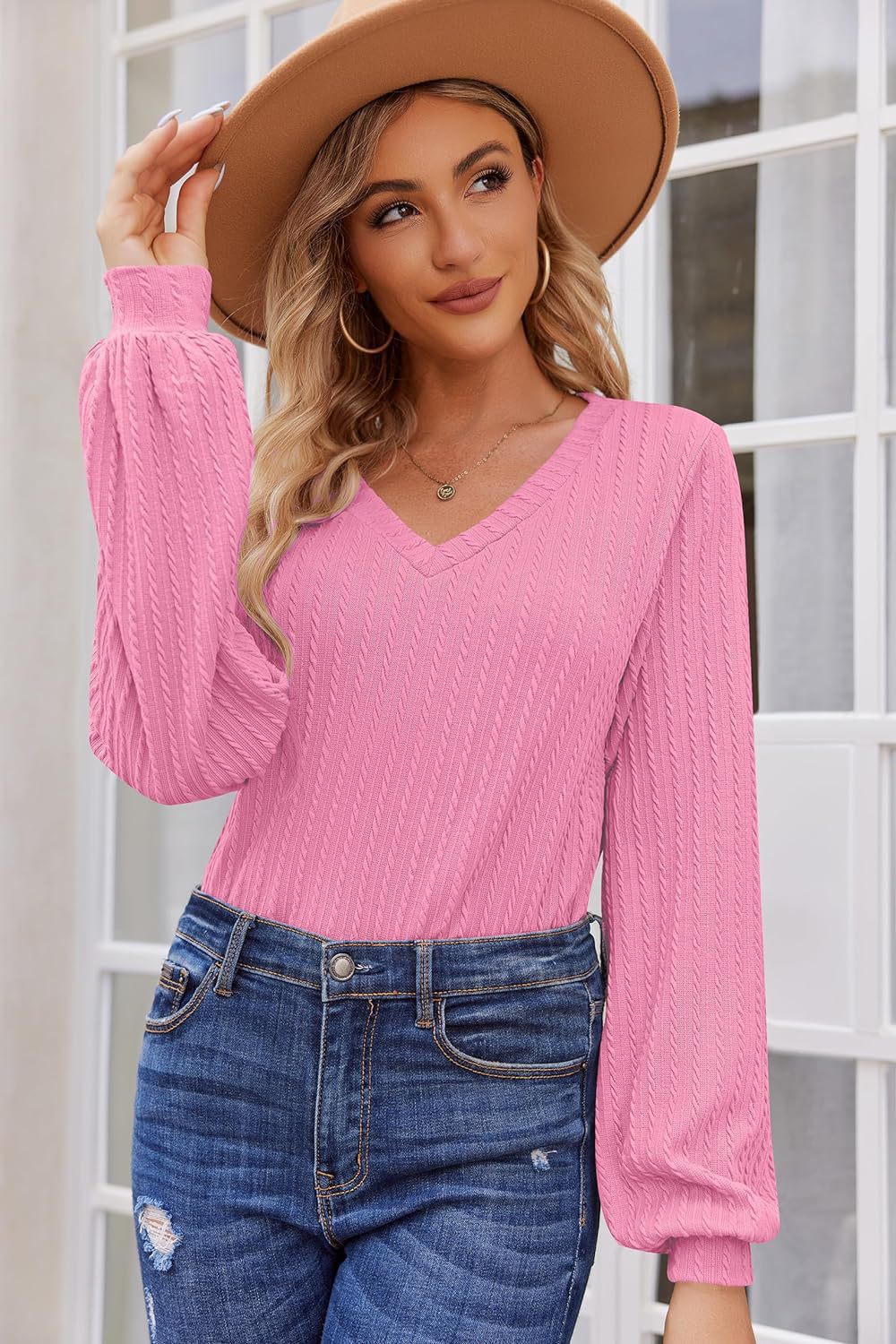 Damen Strickbluse mit feiner Rippstruktur und lässigem V-Ausschnitt WW