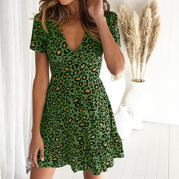 Damen Minikleid mit tiefem V-Ausschnitt und tierischem Muster WW