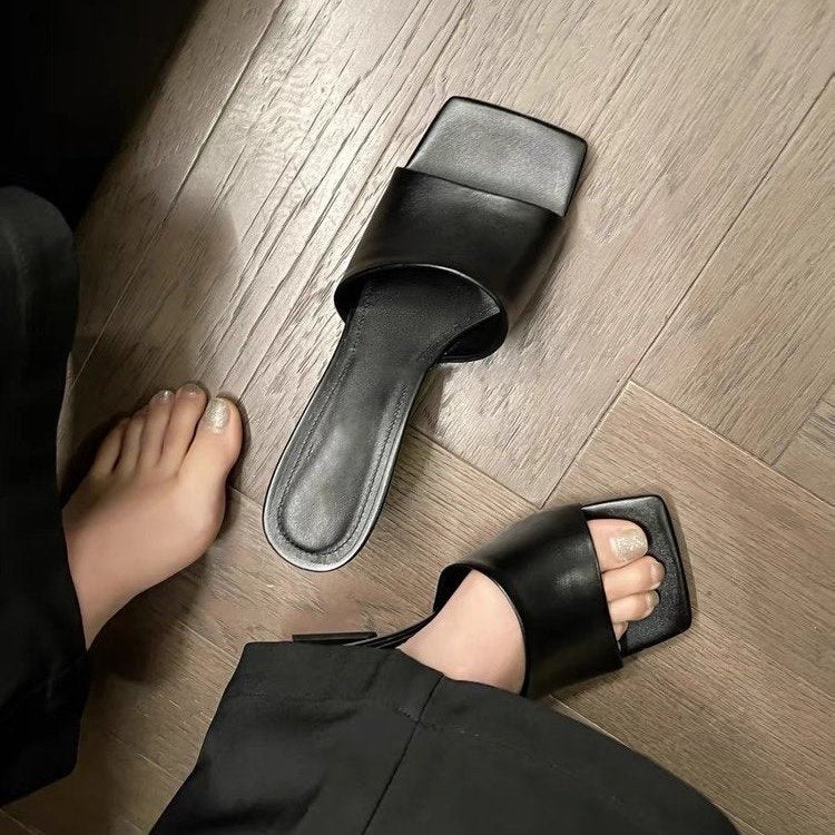 Damen Mules mit Metallic-Obermaterial und Blockabsatz