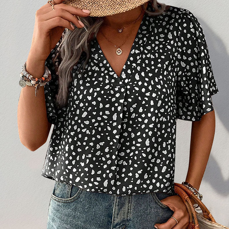 Damen Kurzarmbluse mit modernem Punktedesign und lockerer Passform W&W Mode