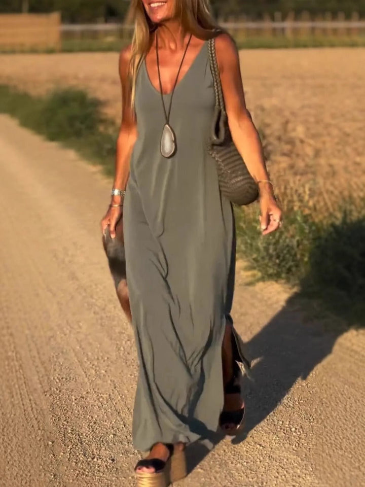 Damen Maxikleid mit eleganter V-Form und qualitativ hochwertigem Obermaterial W&W Mode