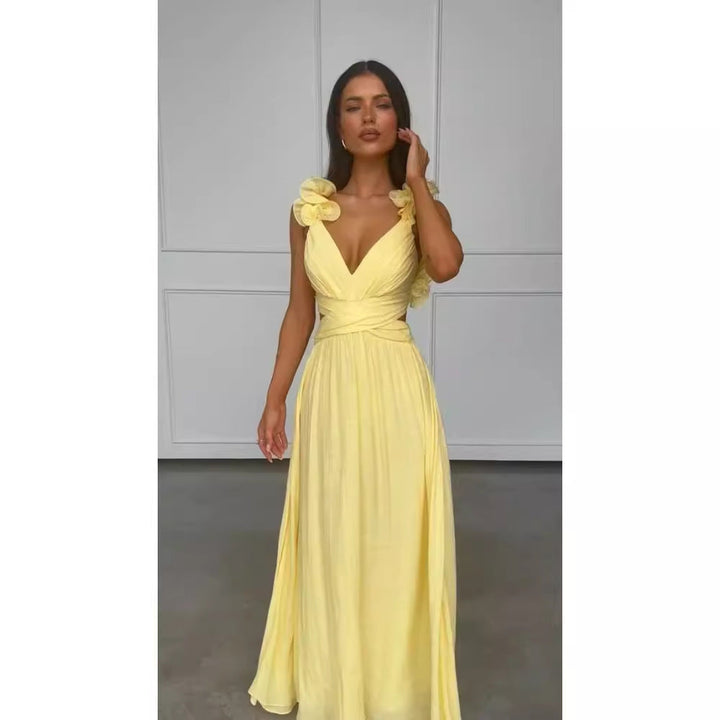 Damenkleid mit V-Ausschnitt und langem Plisseerock