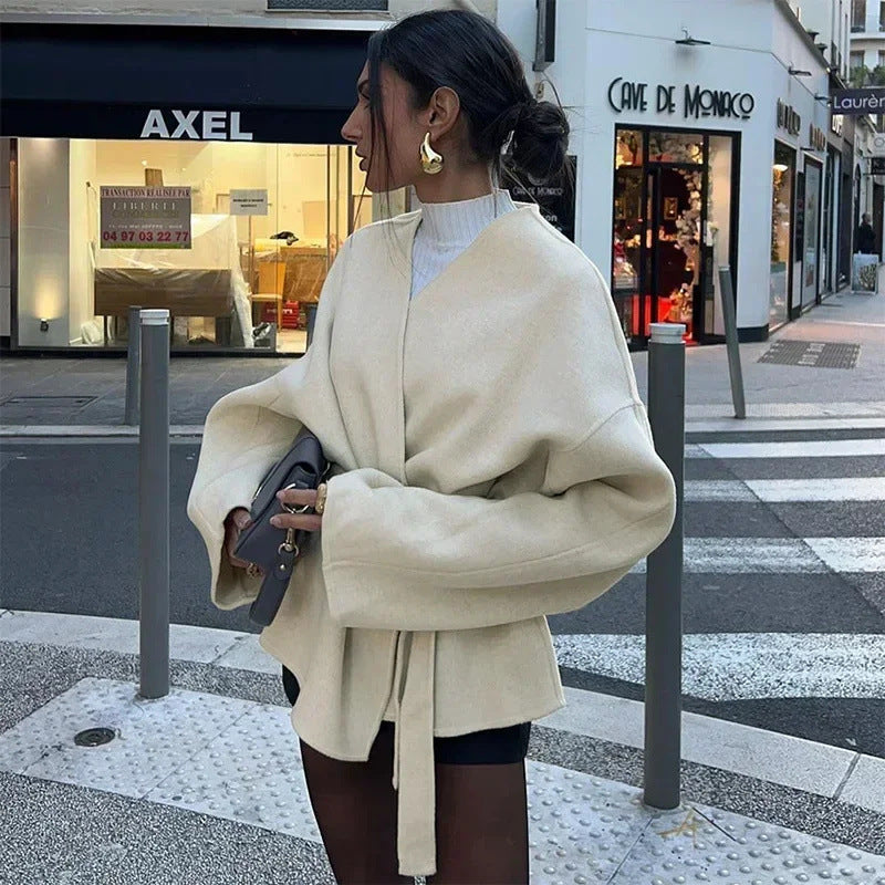 Damen elegante Wickeljacke mit Taillengürtel W&W Mode