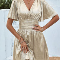 Damen Abendkleid mit schimmerndem V-Ausschnitt und voluminösen Ärmeln WW