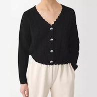 Damen Strickcardigan mit femininer Rüsche und Knopfdetails WW