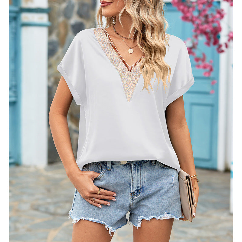 Damen Bluse mit tiefem V-Ausschnitt und Häkelakzenten WW