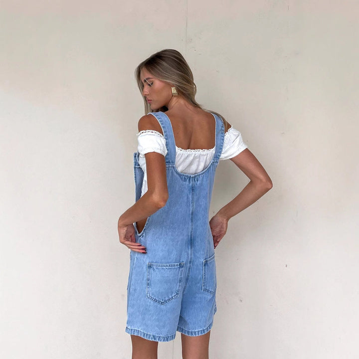 Damen Denim-Latzhose mit praktischen Taschen und knöpfbarem Design W&W Mode