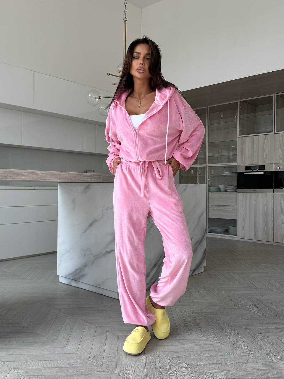 Damen bequemer Fleece-Jogginganzug mit modischem Schnitt und elastischem Bund WW