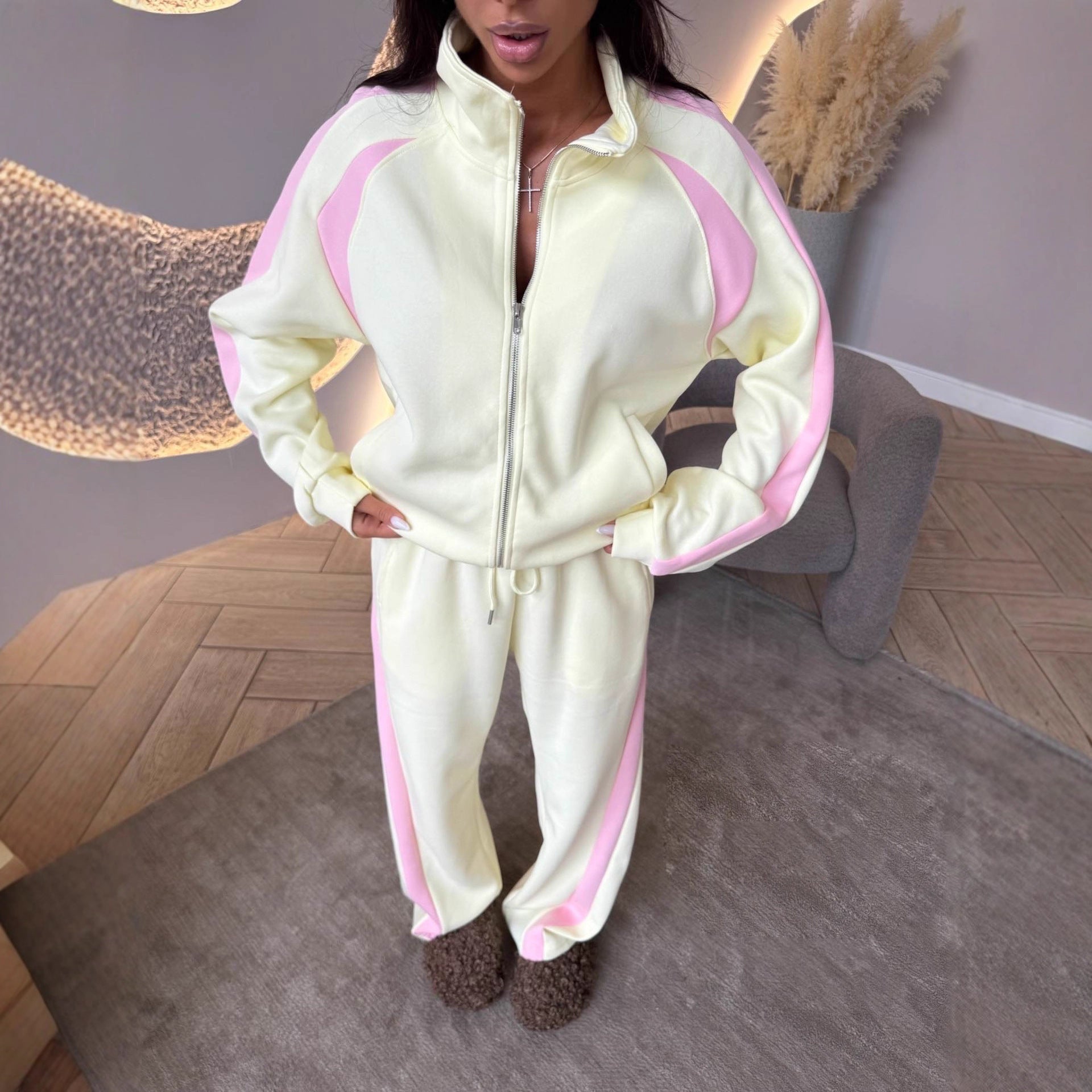 Damen sportlicher Fleece-Trainingsanzug mit hohem Kragen WW