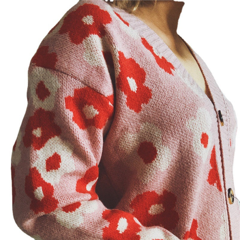 Damen Strickjacke mit floralen Mustern und dekorativen Knöpfen WW
