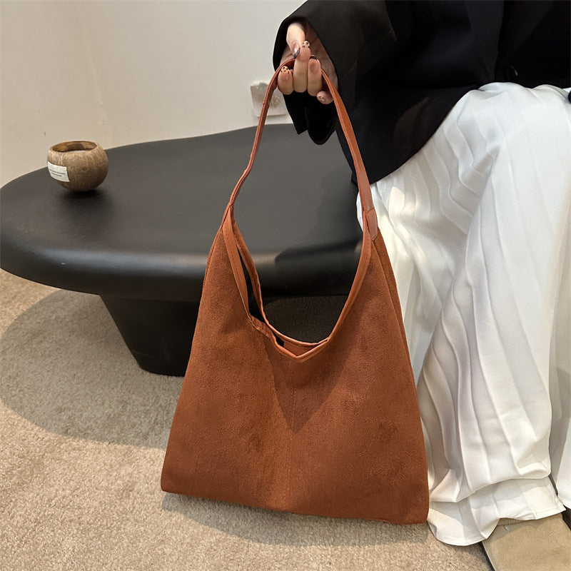 Damen Umhängetasche im modernen Hobo-Stil aus hochwertigem Material WW