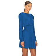 Damen Abendkleid mit weitem Ärmeldesign und schmeichelndem Schnitt W&W