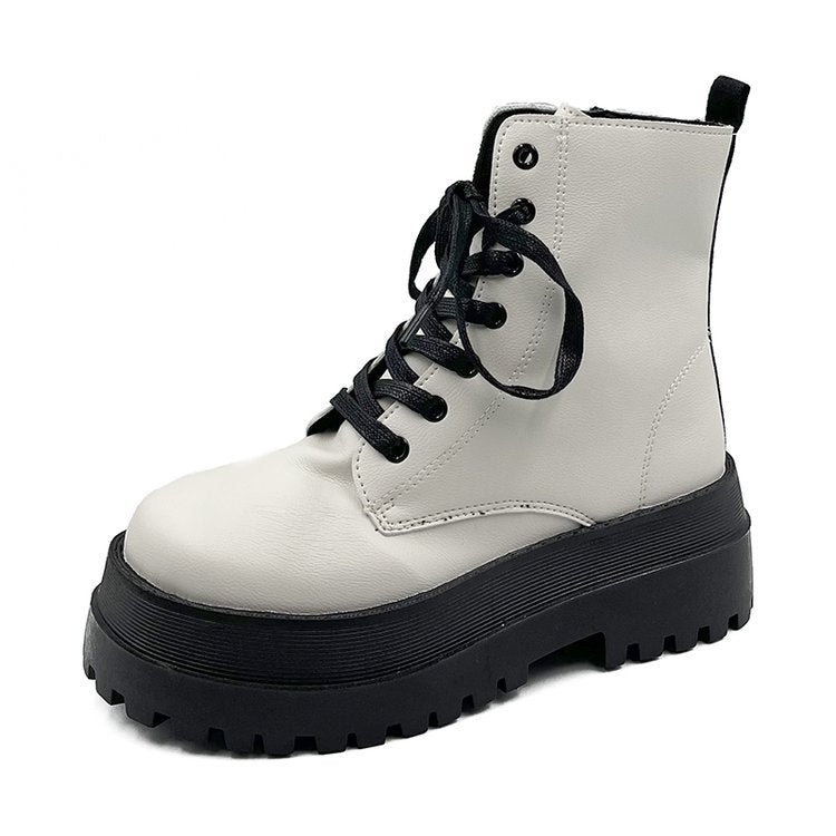 Damen Schnürstiefel mit robuster Plateausohle und elegantem Obermaterial W&W Mode