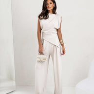 Damen eleganter Jumpsuit mit Drapé-Details und weitem Bein WW