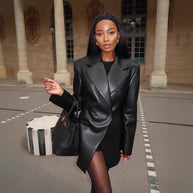 Damen stilvolle Kunstlederblazerjacke mit oversized Schnitt WW