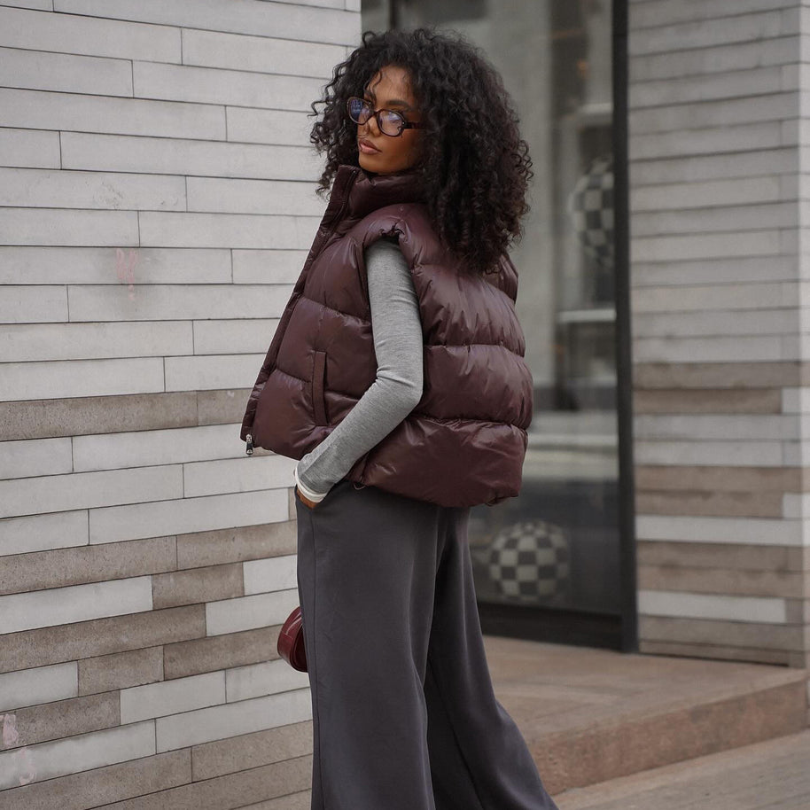 Damen Steppweste mit hohem Kragen und praktischem Reißverschluss WW